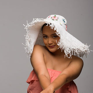 Chic Sun Hat With Floral Design (White Tang)
