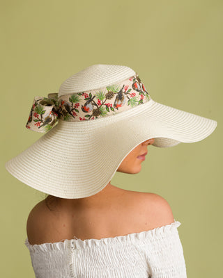 large brim hat